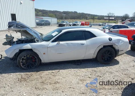 2019 Dodge Challenger R/T Scat Pack z USA, uszkodzony, nr VIN 2C3CDZFJ3KH724029